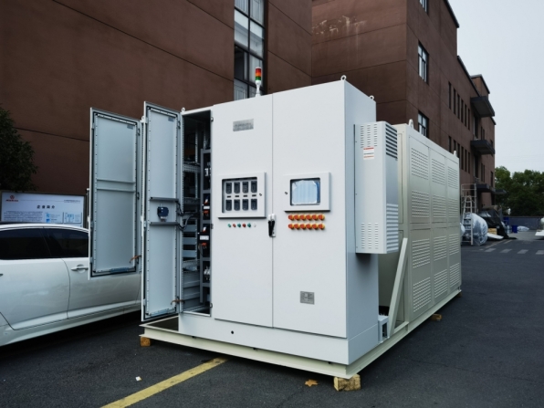900KW電加熱導(dǎo)熱油爐，電熱導(dǎo)熱油爐出貨